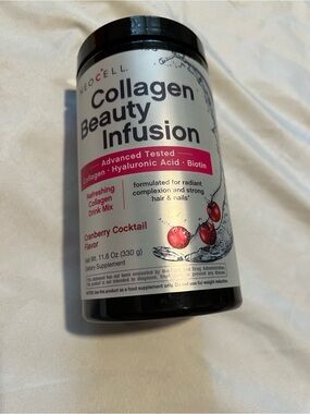 Collagen powder.  Cranberry flavor